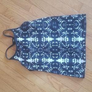 Fabletics athletic tank w/ built in sports bra & open sides. Sz xs worn once.